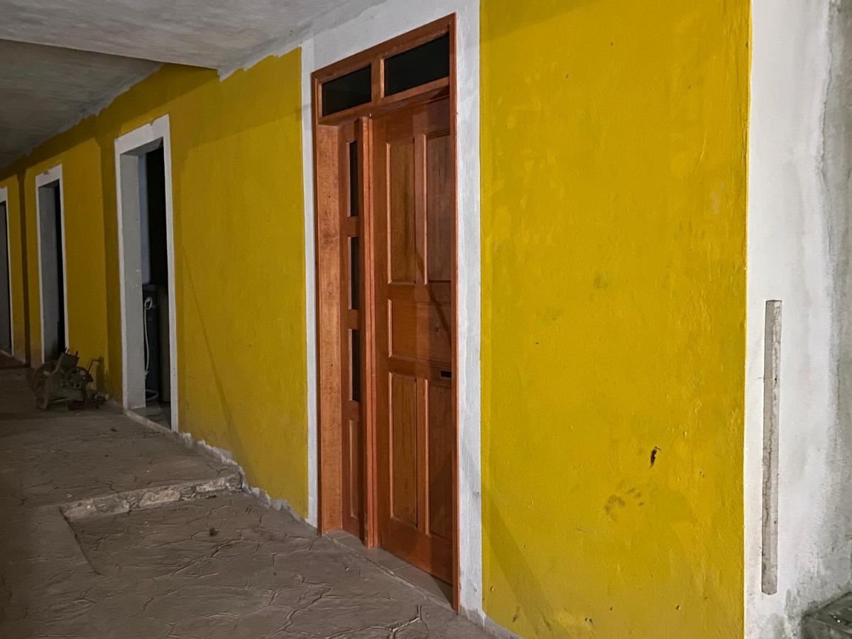 Casa Coronado Исамал Екстериор снимка